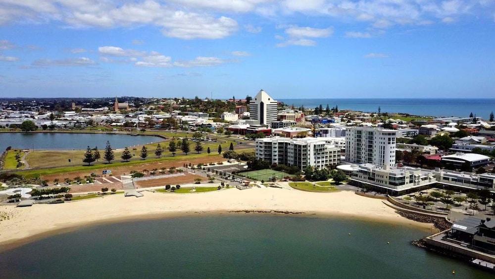 Bunbury Hotel Koombana Bay Eksteriør bilde